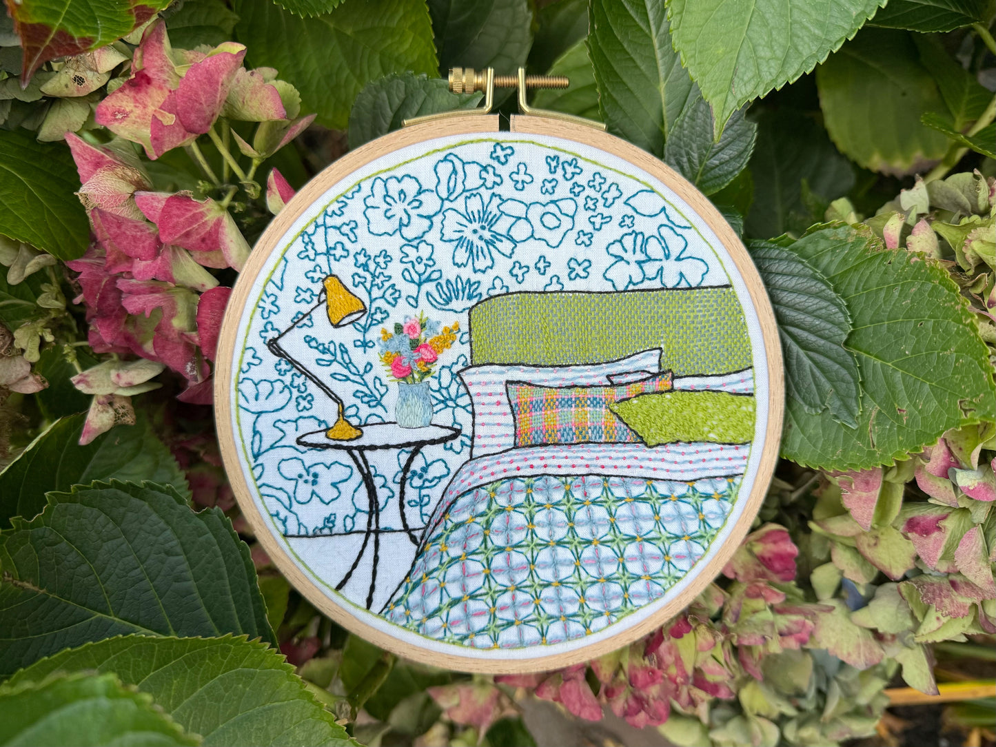 Midsummer bouquet bedroom embroidery kit