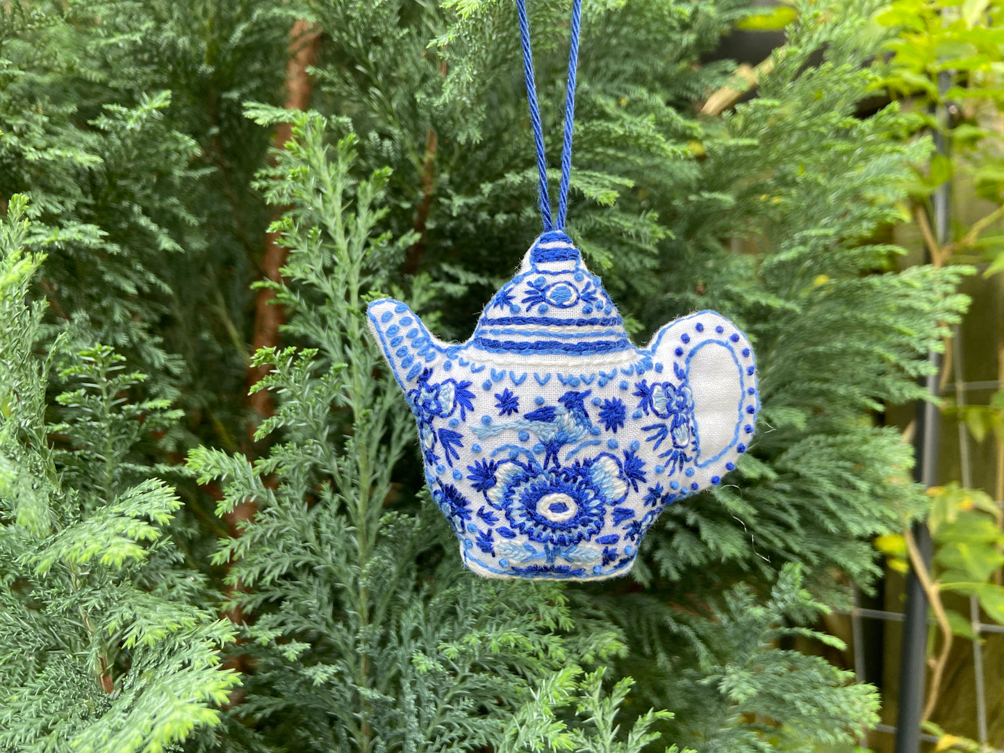 Delft blue tea pot ornament embroidery kit