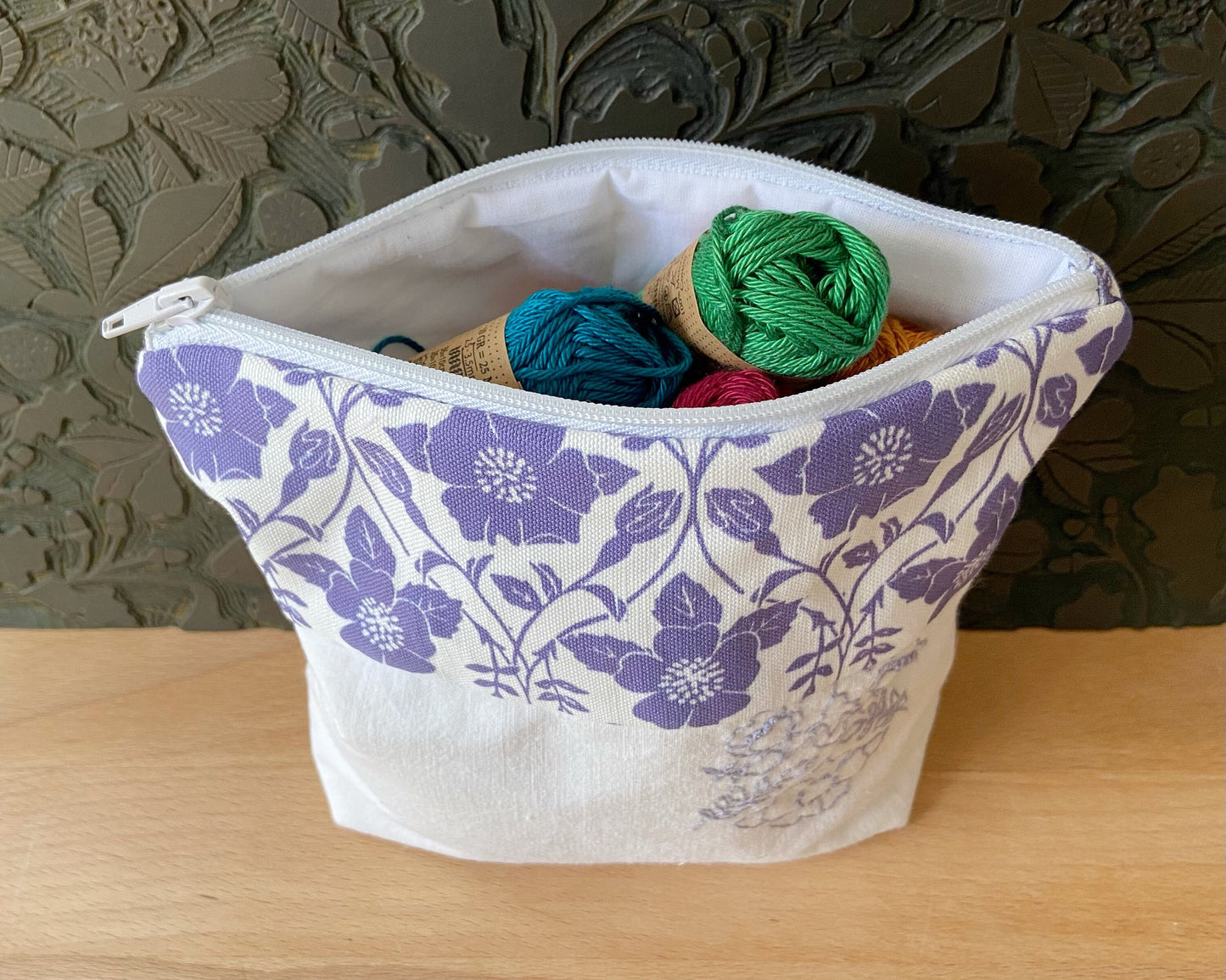 Purple roses pouch sewing kit
